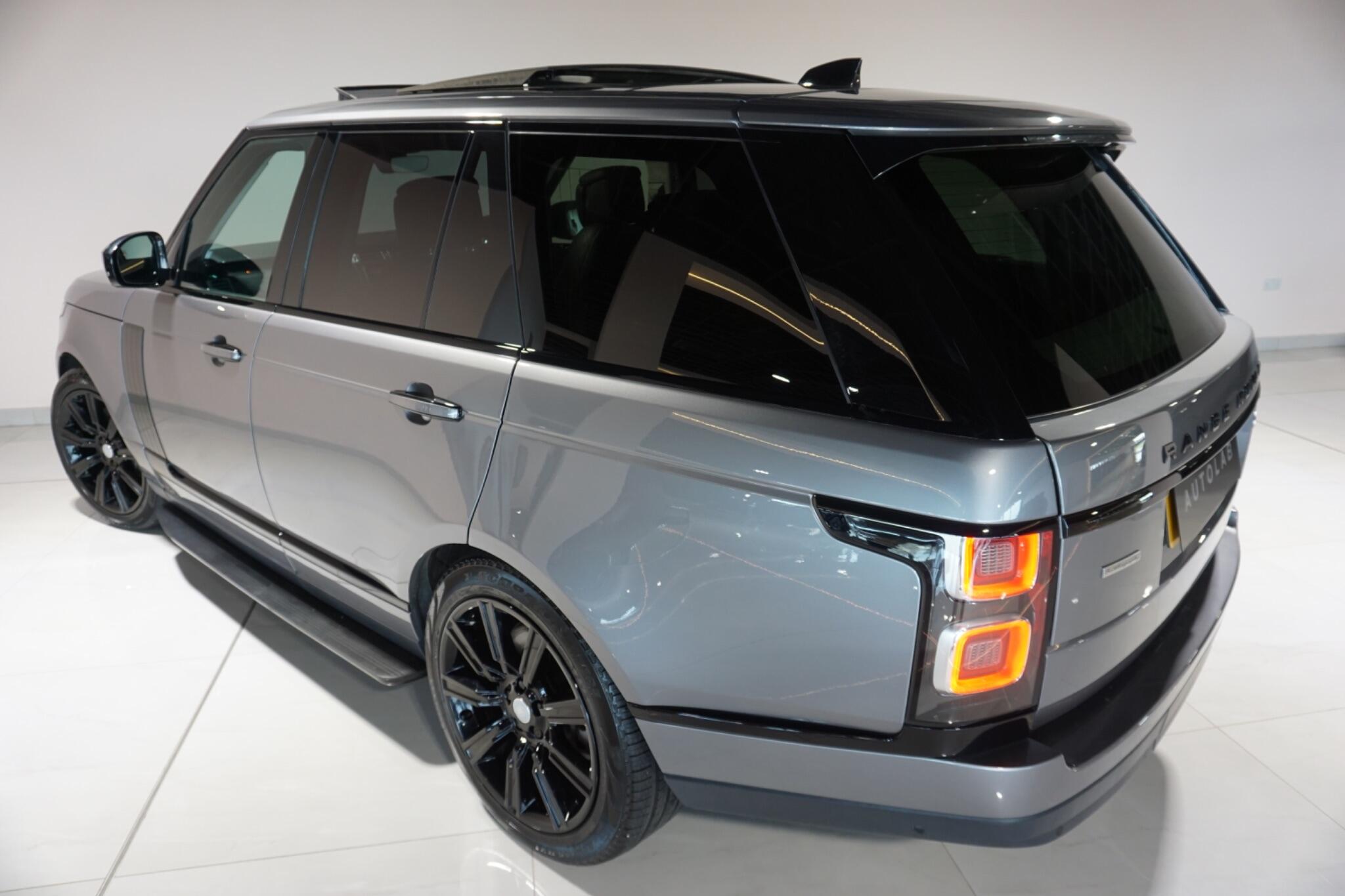 Land Rover Range Rover 2.0 P400e 13.1kWh Autobiography SUV 5dr Petrol Plug-in Hybrid Auto 4WD Euro 6 (s/s) (404 ps)